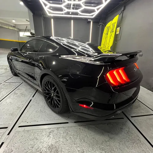 Ford Mustang GT 2018 Negro Caracas