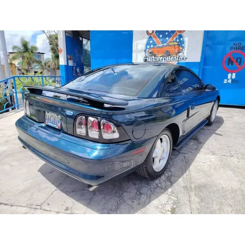 Ford Mustang GT 2001 Azul Barquisimeto