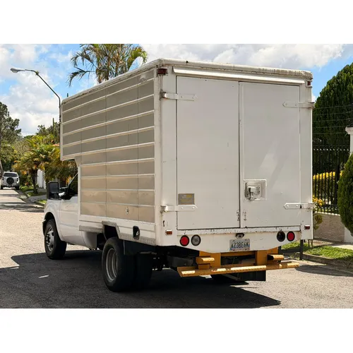 Ford Super Dutty 2011 Blanco Caracas