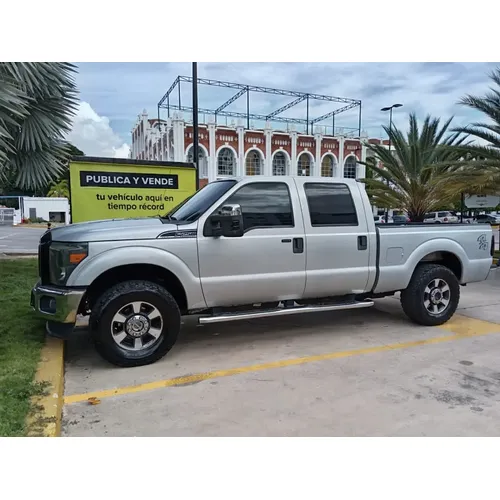 Ford Super Duty 2011 Plateado Caracas