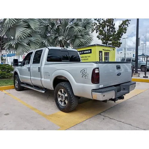 Ford Super Duty 2011 Plateado Caracas