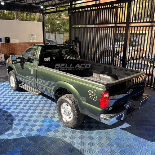 Ford F-250 Super Duty 2011 Verde Caracas