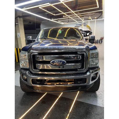 Ford Super Duty 2011 Azul Caracas