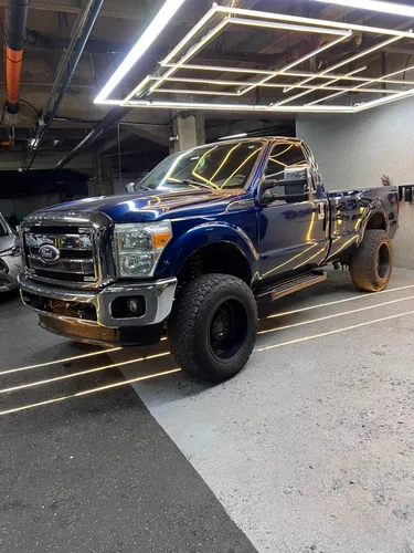 Ford Super Duty 2011 Azul Caracas
