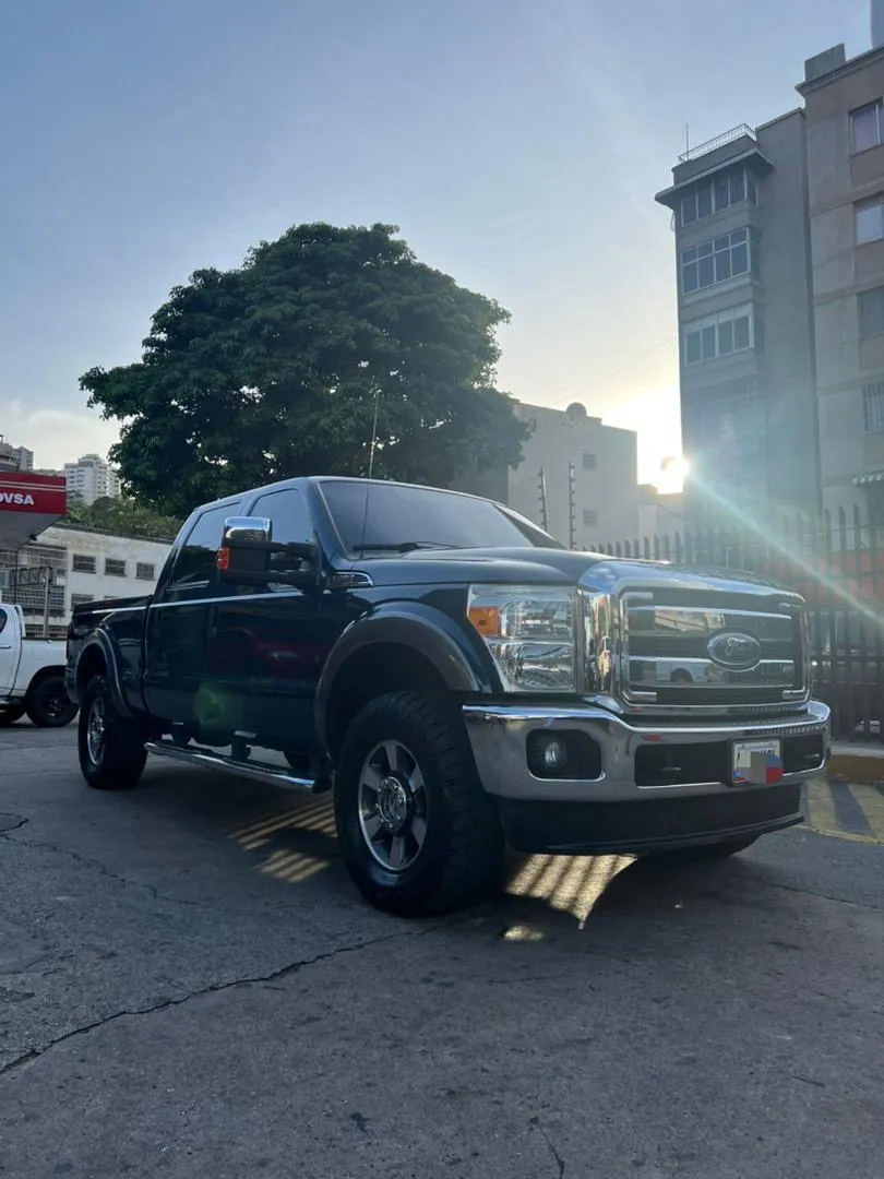 Ford F-250 Super Duty 2012 Azul Caracas
