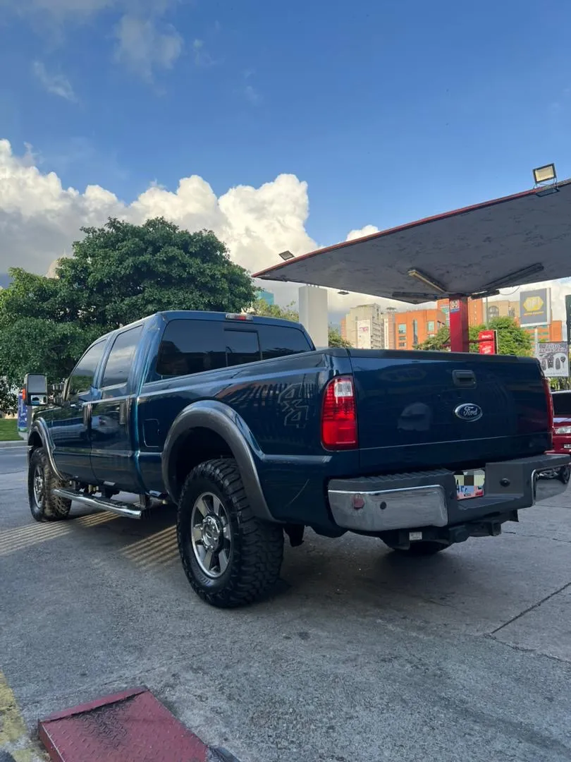 Ford F-250 Super Duty 2012 Azul Caracas