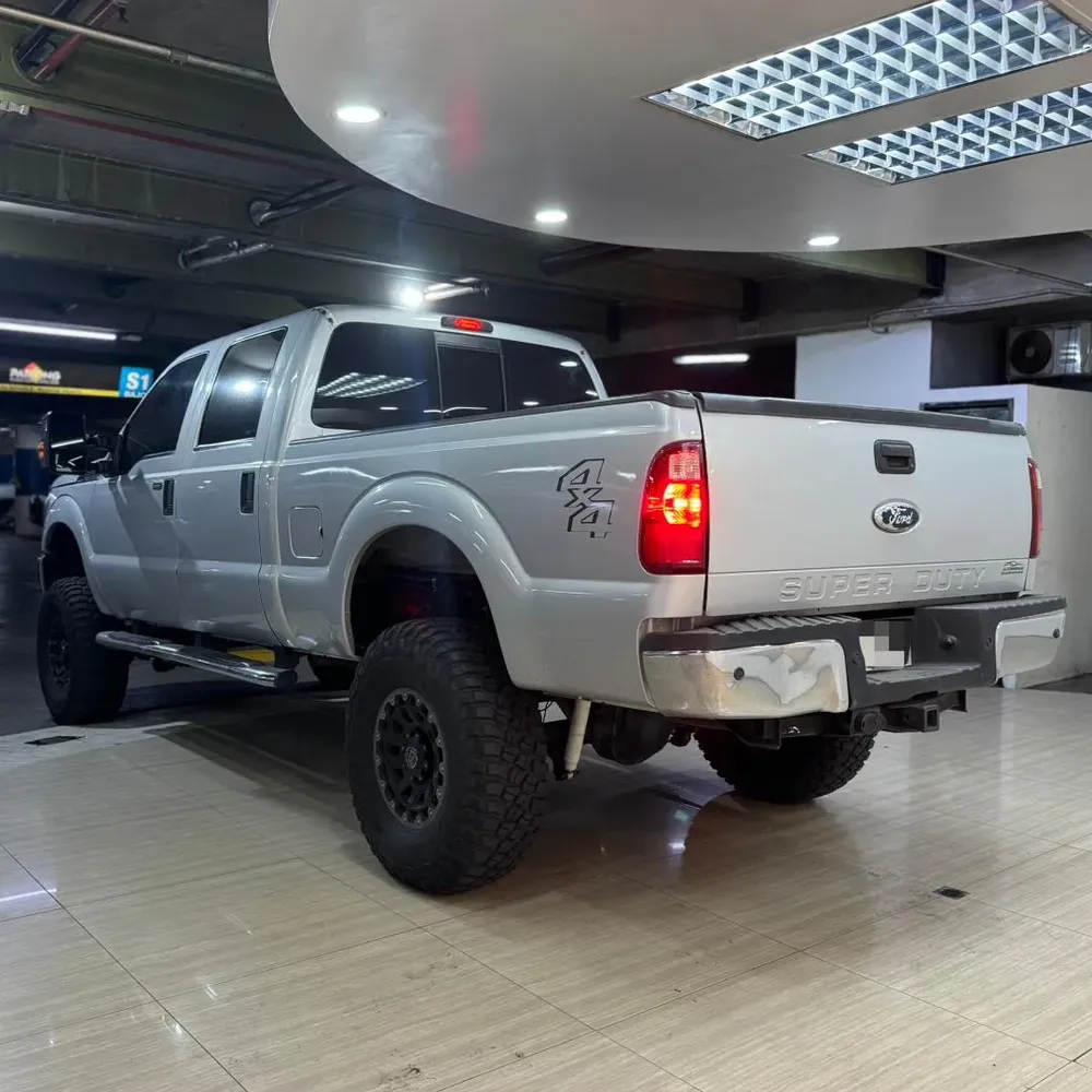 Ford F-250 Super Duty 2011 Plateado Caracas