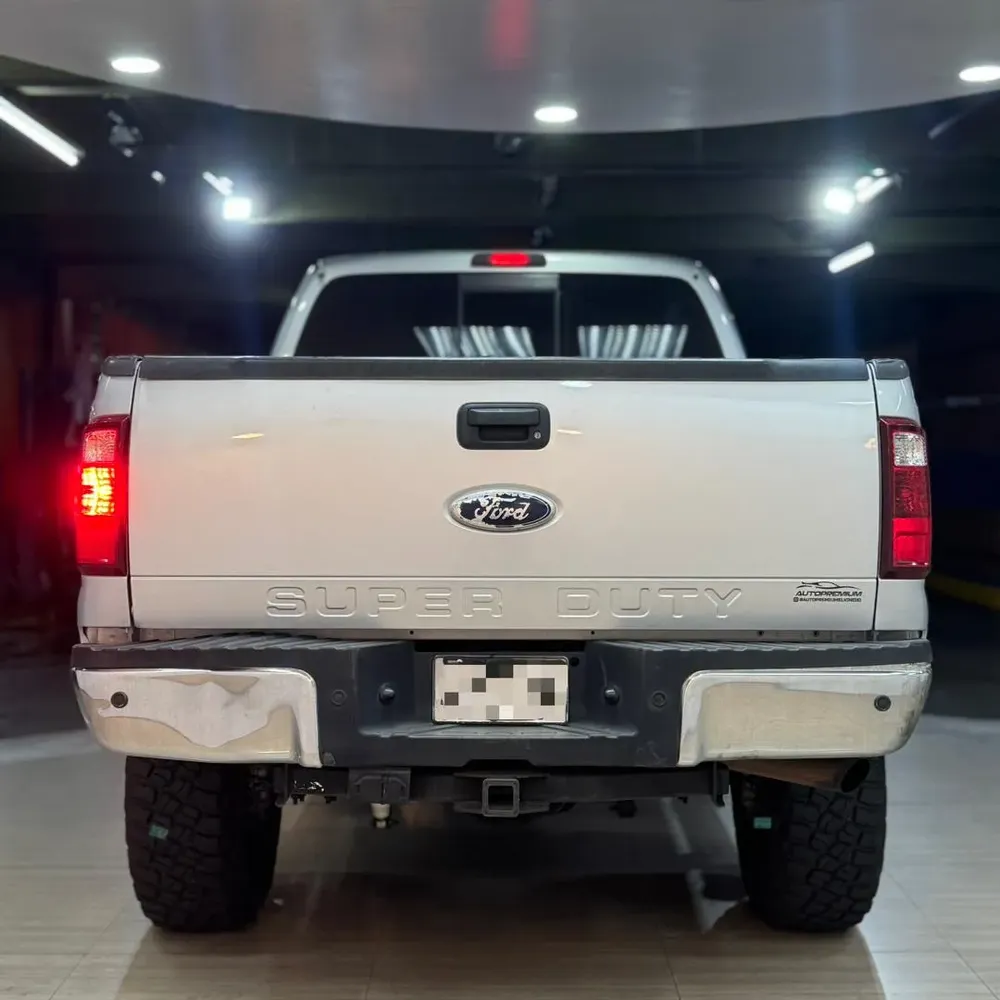 Ford F-250 Super Duty 2011 Plateado Caracas