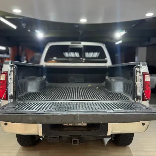 Ford F-250 Super Duty 2011 Plateado Caracas