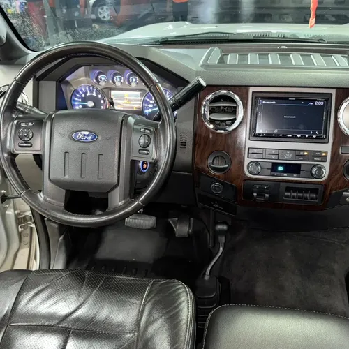 Ford F-250 Super Duty 2011 Plateado Caracas