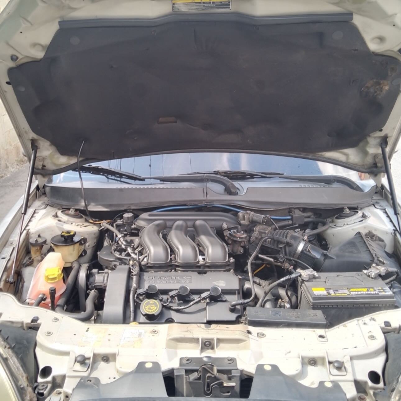 Ford Taurus SEL 2000 Plata