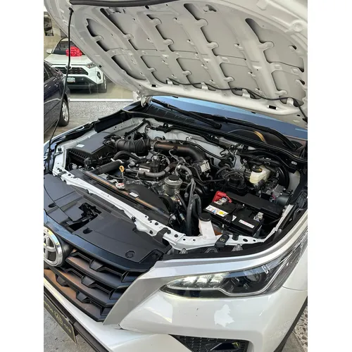 Toyota Fortuner 2025 Blanco Caracas