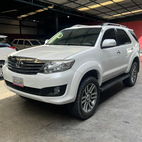 Toyota Fortuner 2012 Blanco Caracas