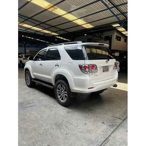 Toyota Fortuner 2012 Blanco Caracas