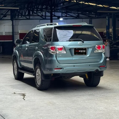 Toyota Fortuner 2012 Verde Caracas