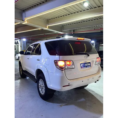 Toyota Fortuner 2013 Blanco Caracas