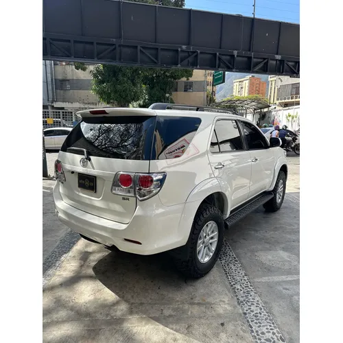 Toyota Fortuner 2018 Blanco Caracas