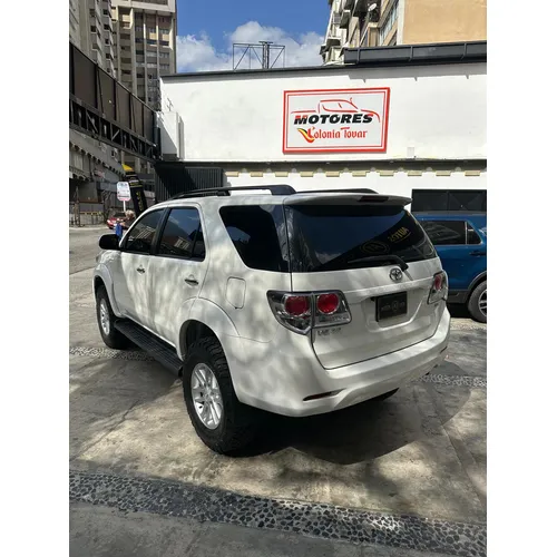 Toyota Fortuner 2018 Blanco Caracas