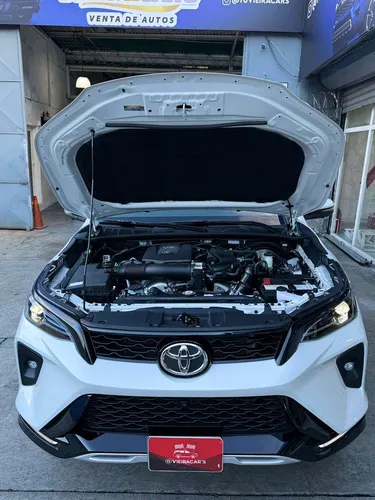 Toyota Fortuner 2026 Blanco Caracas