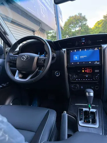 Toyota Fortuner 2026 Blanco Caracas