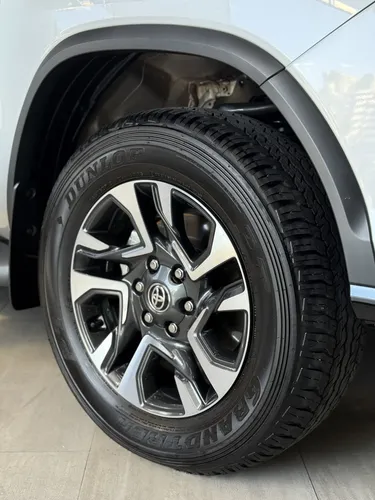 Toyota Fortuner SRX 2025 Gris Barquisimeto