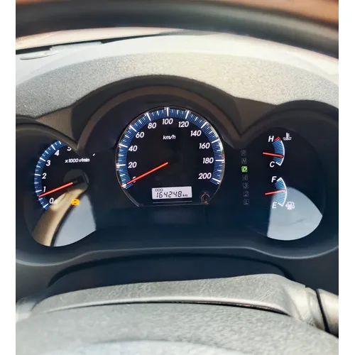 Toyota Fortuner SR 2015 Plateado Valencia