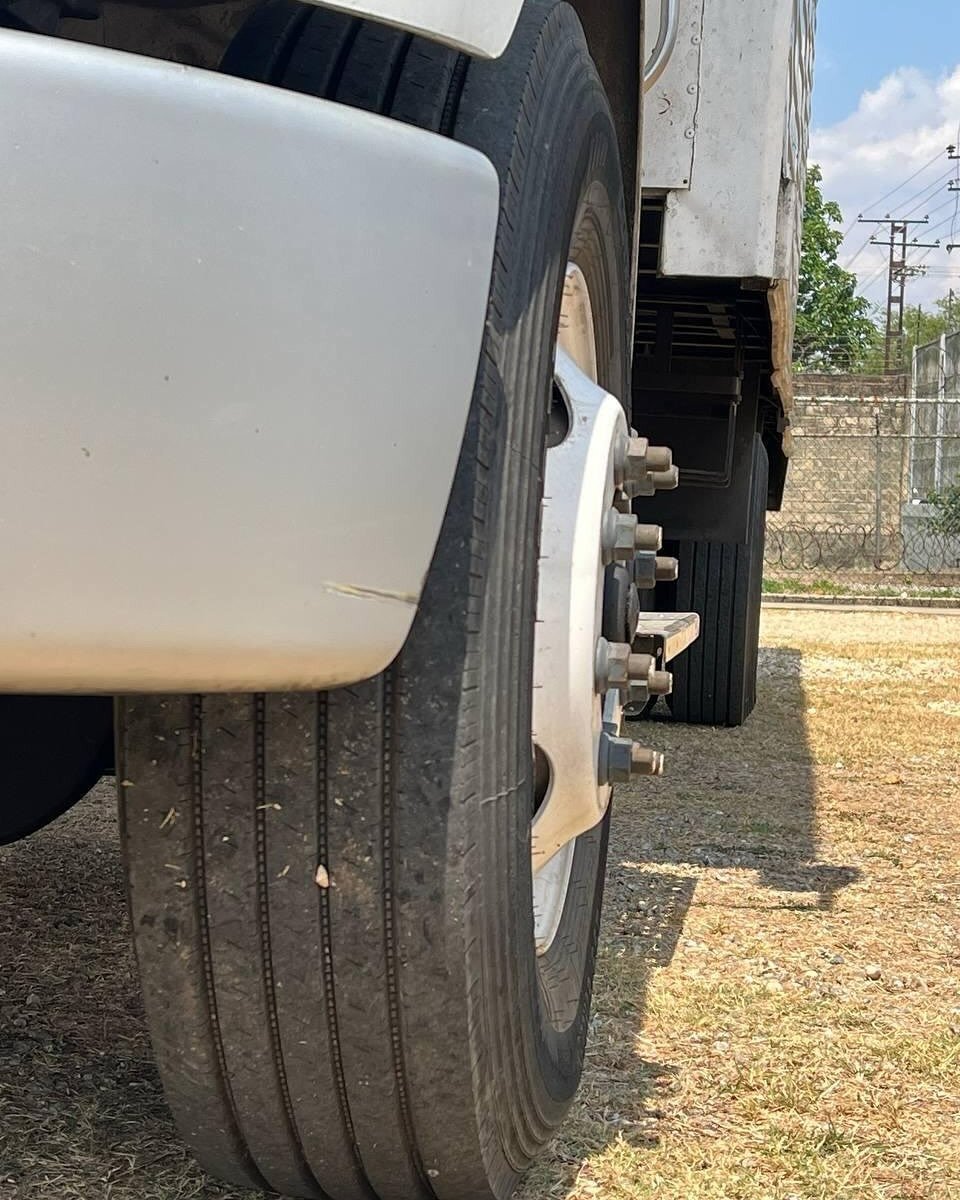 Furgón Freightliner M2 2006 Blanco