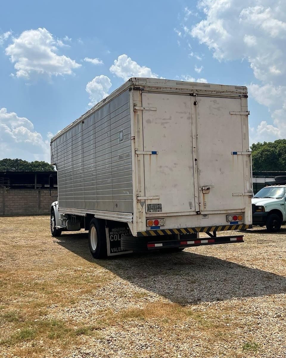 Furgón Freightliner M2 2006 Blanco