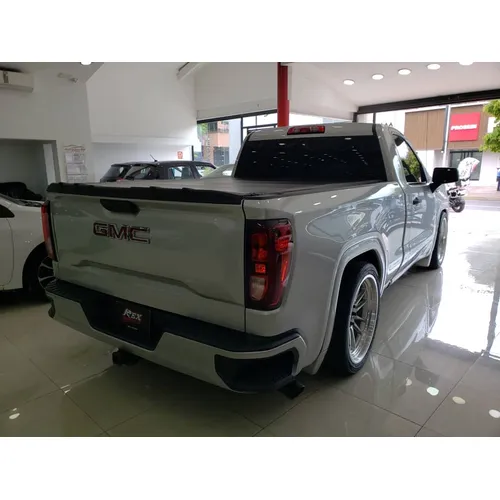 GMC Sierra 2022 Plateado Caracas