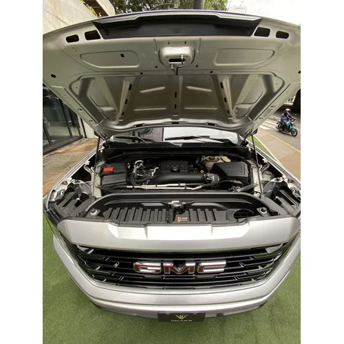 GMC Sierra 2022 Plateado Caracas