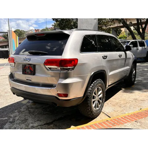 Jeep Grand Cherokee 4G 2013 Plateado Caracas