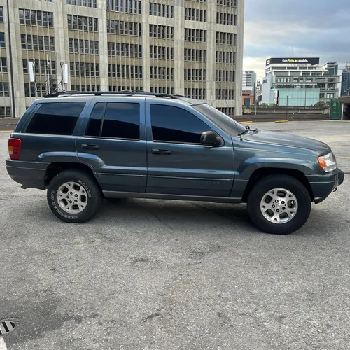 Jeep Cherokee Laredo 2002 Azul Caracas
