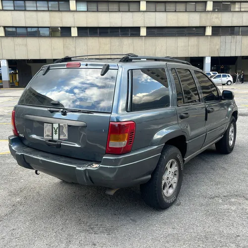 Jeep Cherokee Laredo 2002 Azul Caracas