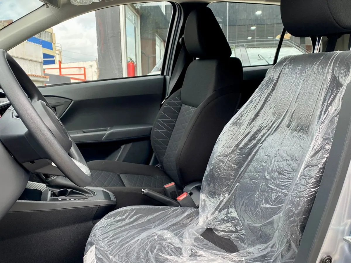 Toyota AGYA G 2025 Plateado Caracas