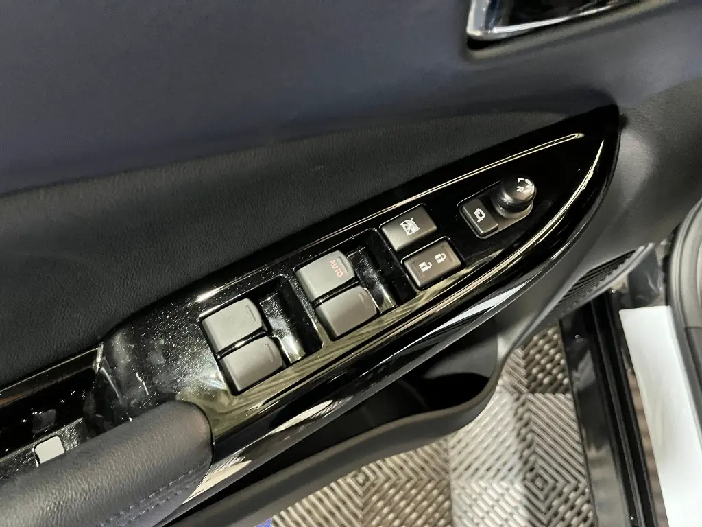 Suzuki Baleno 2025 Negro Caracas