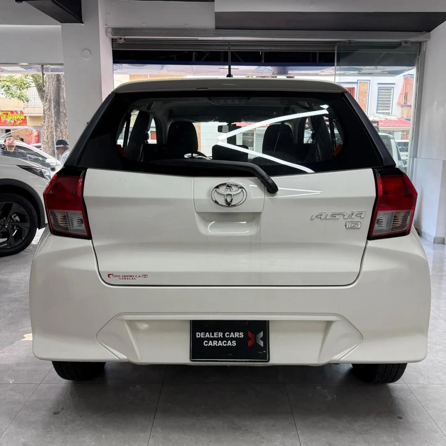 Toyota AGYA 2025 Blanco Caracas