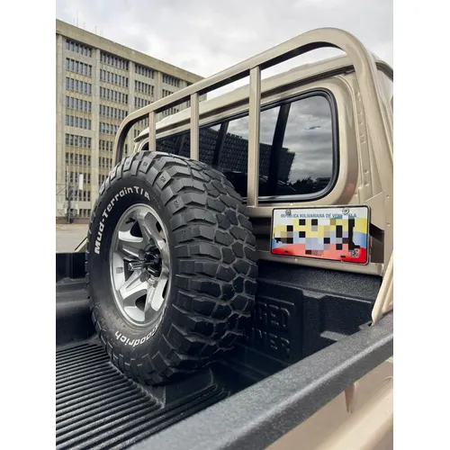 Toyota Land Cruiser 79 Hembrita 2019 Beige Caracas