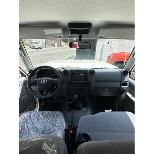 Toyota Land Cruiser 79 Hembrita 2026 Blanco Caracas