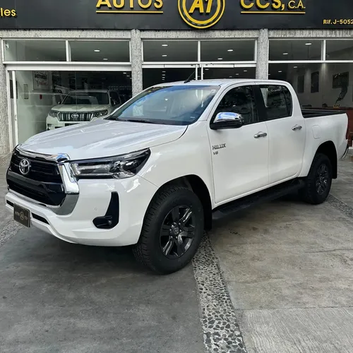 Toyota Hilux SRX 2026 Blanco Caracas