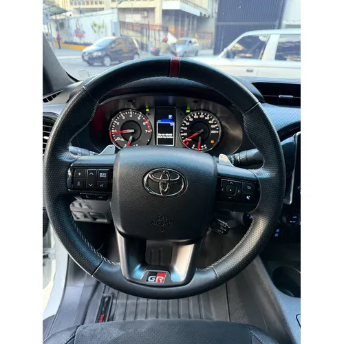 Toyota Hilux GR Sport 2024 Blanco Caracas