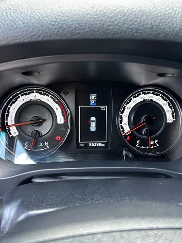 Toyota Hilux SR5 2019 Gris Puerto Ordaz