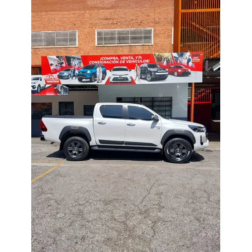 Toyota Hilux SRX 2024 Blanco Caracas
