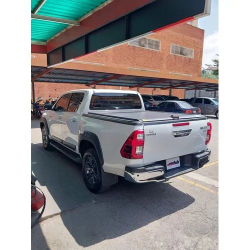 Toyota Hilux SRX 2024 Blanco Caracas