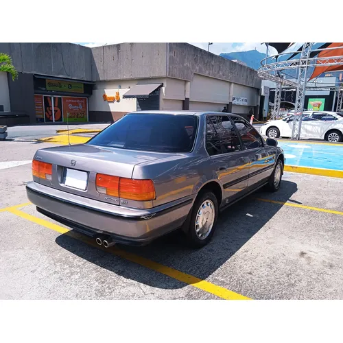 Honda Accord 2001 Gris Caracas