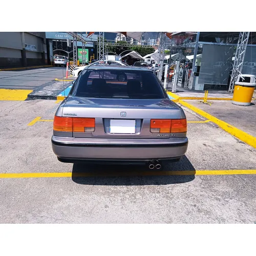 Honda Accord 2001 Gris Caracas