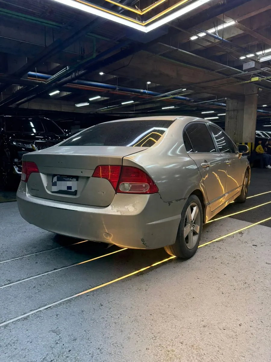 Honda Civic Emotion 2006 Beige Caracas