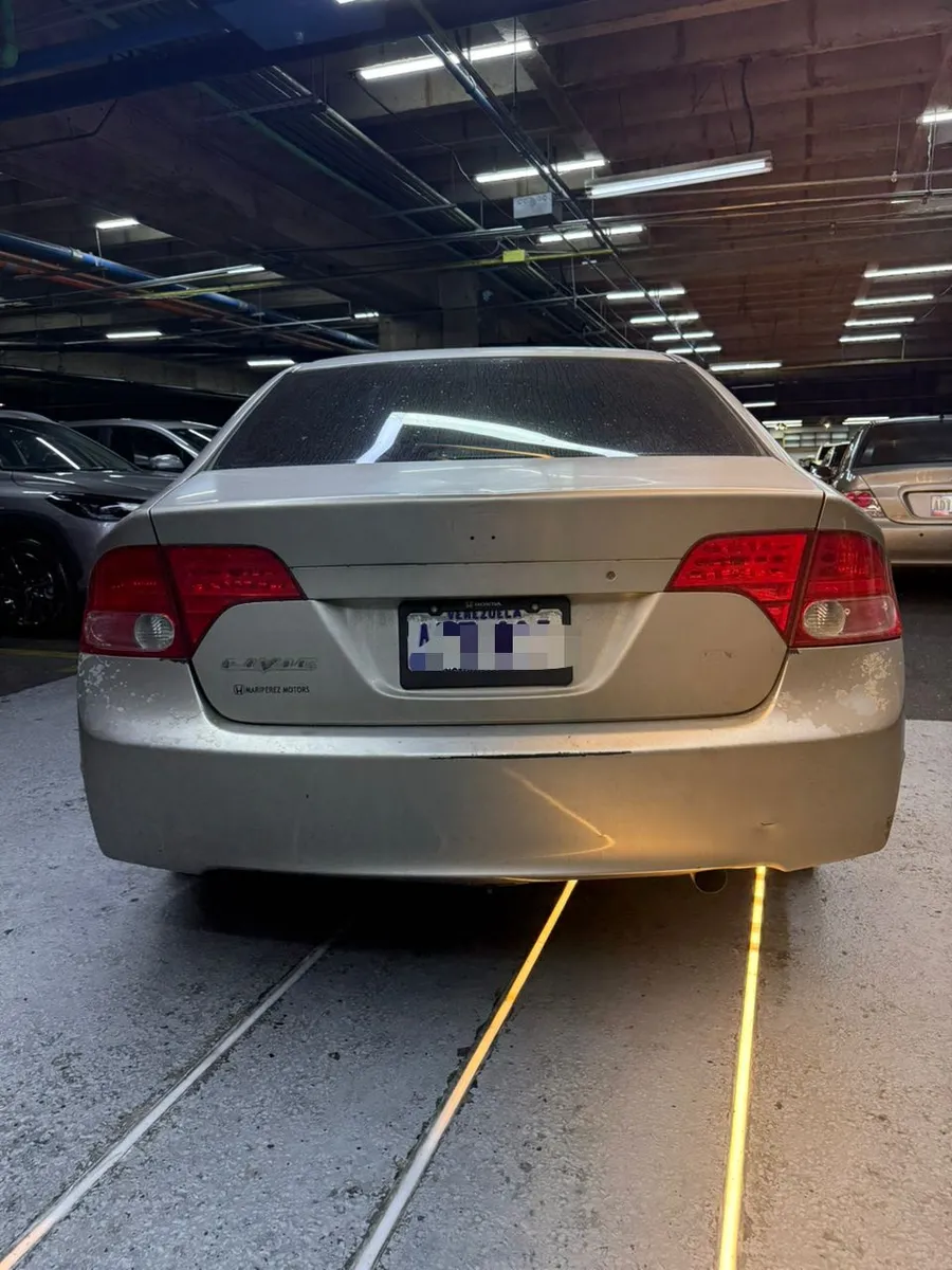 Honda Civic Emotion 2006 Beige Caracas