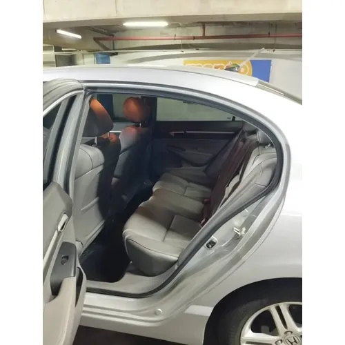 Honda Civic 2008 Plateado Caracas