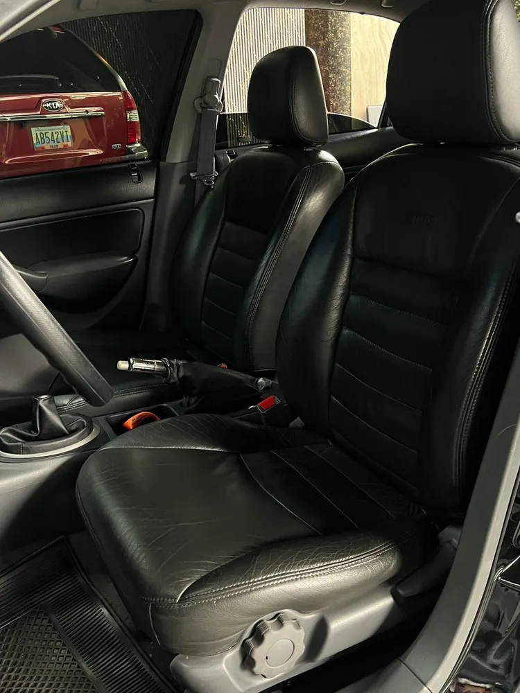 Honda Civic lx 2004 Negro Caracas