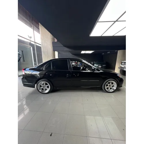 Honda Civic lx 2004 Negro Caracas